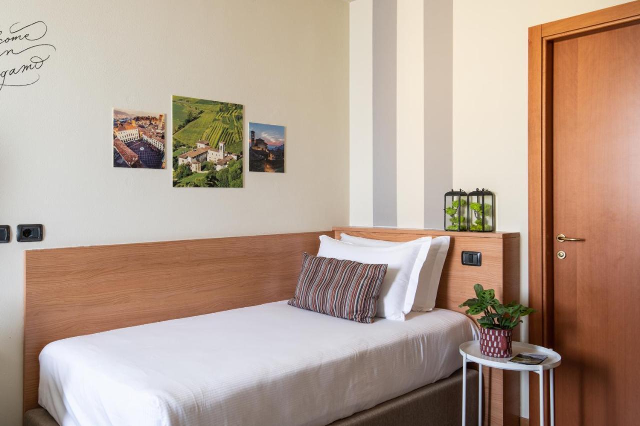 Hotel Borgo Brianteo بونتي سان بيترو المظهر الخارجي الصورة
